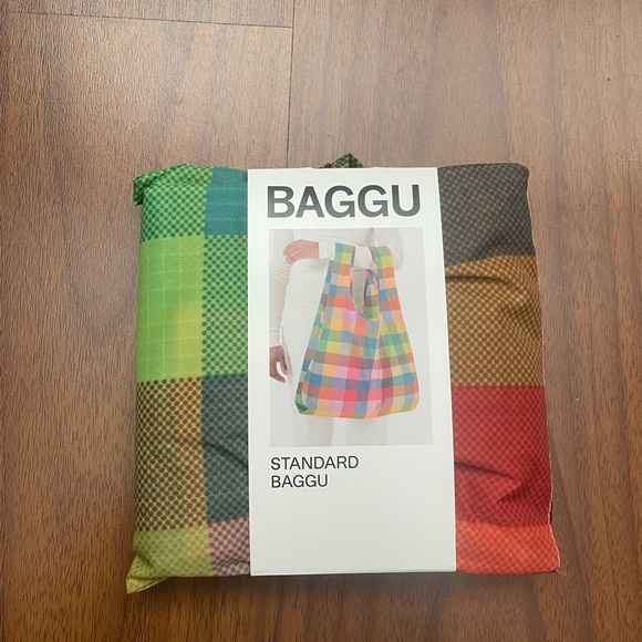 BAGGU Handbags - Standard BAGGU Madras Patterned Reusable Tote Bag